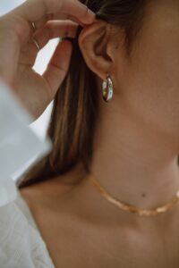 asymétrie auditive oreille droite gauche